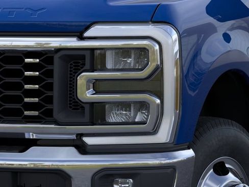 New 2026 Ford F350 King Ranch w/ Chrome Package AWD/4WD image 18