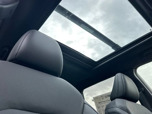 New 2025 Subaru Forester Limited image 18