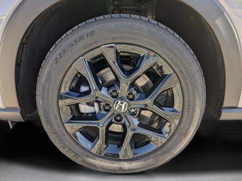 Used 2024 Honda HR-V Sport image 11