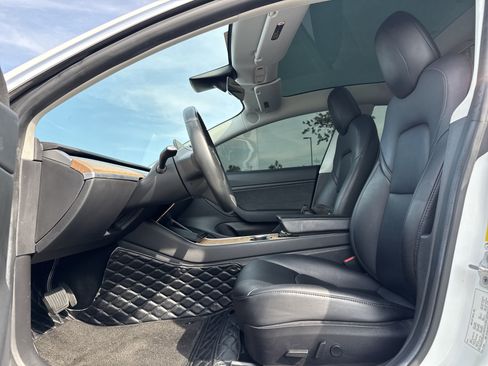 Used 2019 Tesla Model 3 Standard Range Plus RWD image 19