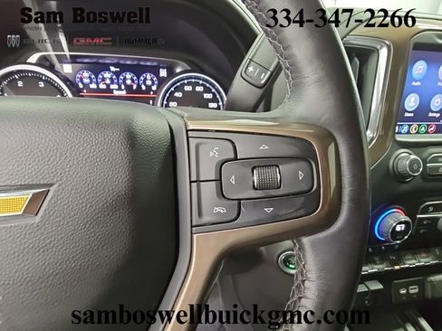 Used 2022 Chevrolet Silverado 2500 High Country image 28