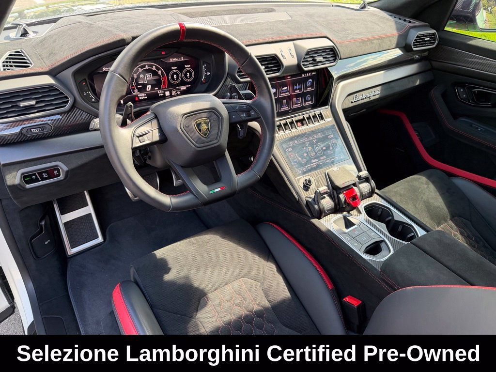 Used 2024 Lamborghini Urus Performante AWD/4WD image 23