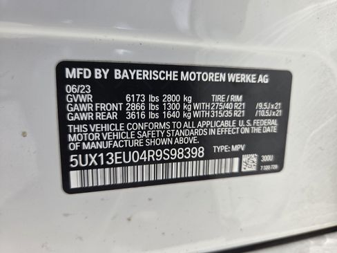 Used 2024 BMW X5 sDrive40i w/ M Sport Package RWD image 19