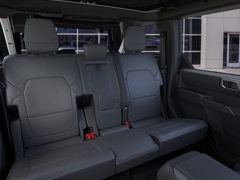 New 2026 Ford Bronco Outer Banks AWD/4WD image 11