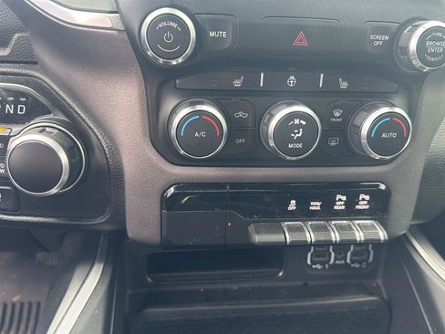 Used 2021 RAM 1500 Big Horn AWD/4WD image 24