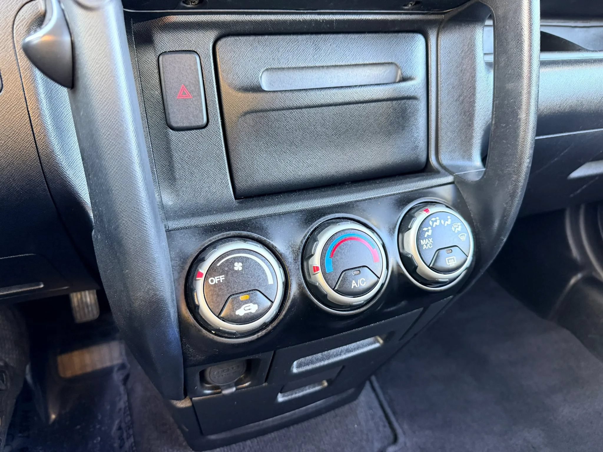 Used 2006 Honda CR-V LX image 13