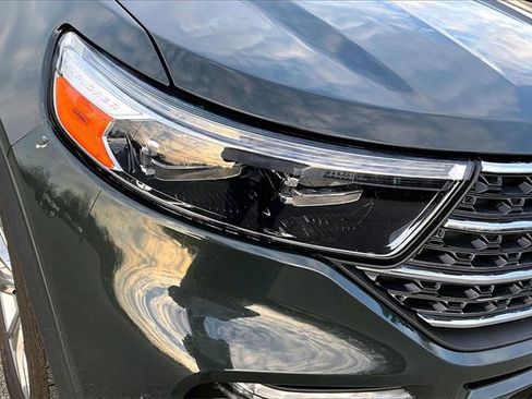 Used 2022 Ford Explorer XLT w/ Equipment Group 202A image 27