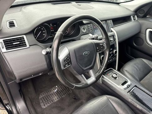Used 2018 Land Rover Discovery Sport SE AWD/4WD image 19