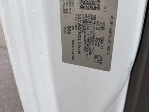 Used 2020 Chevrolet Express 2500 w/ Safety Package image 10