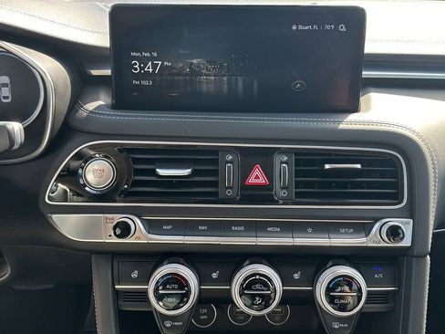 Certified 2023 Genesis G70 2.0T image 21