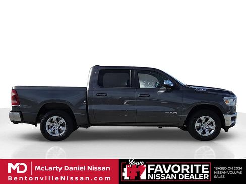 Used 2024 RAM 1500 Laramie AWD/4WD image 6
