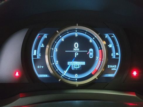 Used 2016 Lexus RC 350 image 22