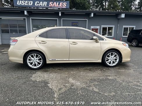 Used 2010 Lexus HS 250h Base image 8
