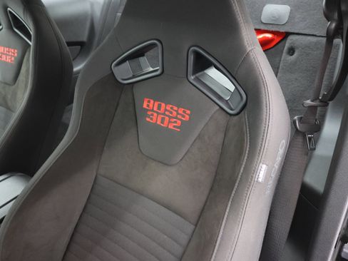 Used 2012 Ford Mustang Boss 302 RWD image 36