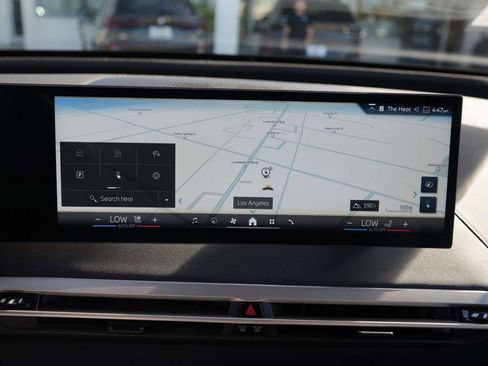 Used 2025 BMW iX xDrive50 w/ Premium Package image 19