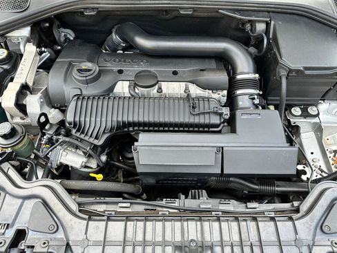 Used 2015 Volvo V60 T5 Platinum image 40