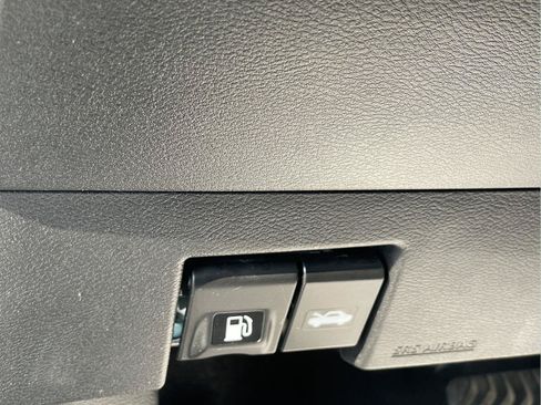 Used 2024 Nissan Kicks S FWD image 24