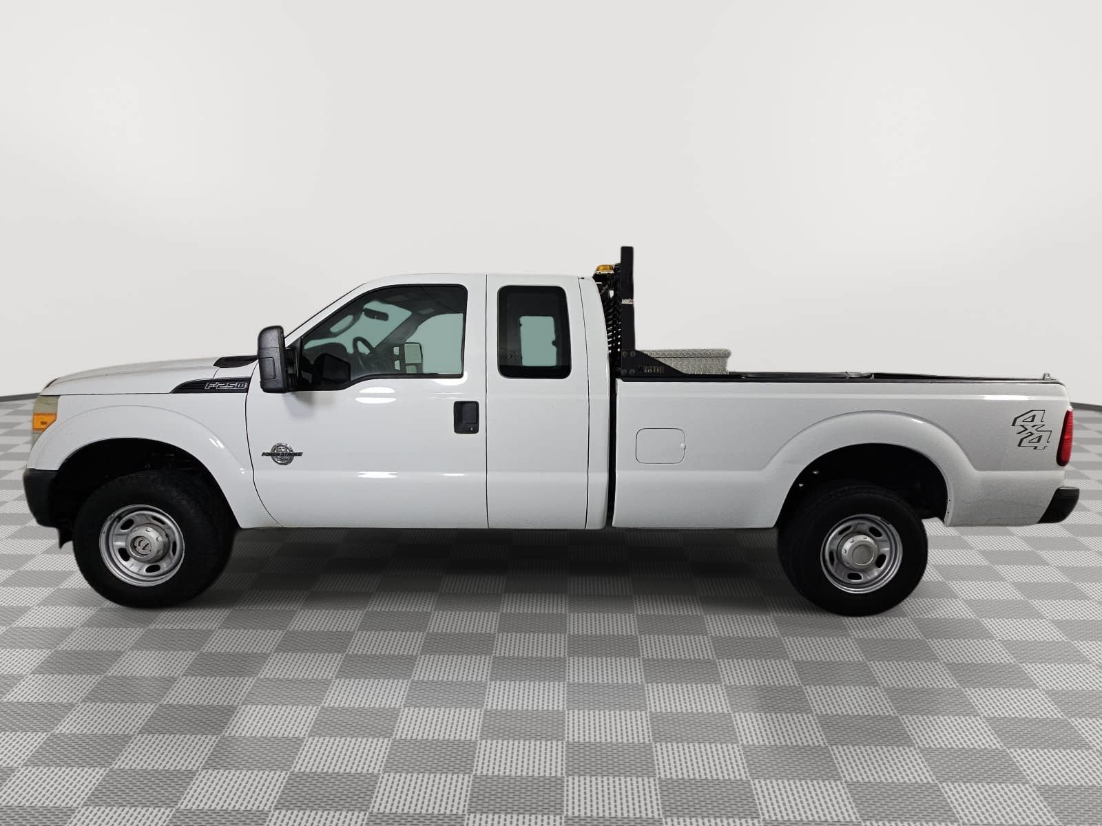 Used 2014 Ford F250 XL AWD/4WD image 5