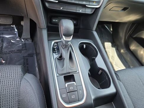Used 2020 Hyundai Santa Fe SEL image 34