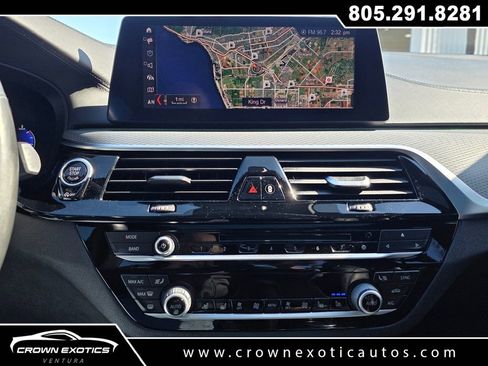 Used 2019 BMW M550i xDrive image 33