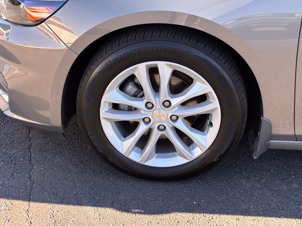 Used 2018 Chevrolet Malibu LT FWD image 46