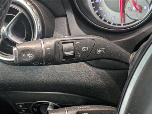 Used 2017 Mercedes-Benz GLA 250 4MATIC image 12