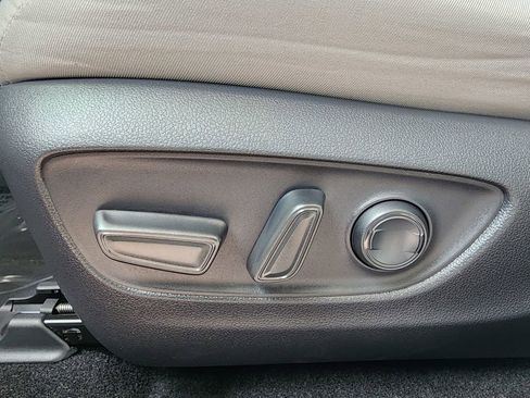 Used 2024 Toyota RAV4 XLE w/ Convenience Package image 16