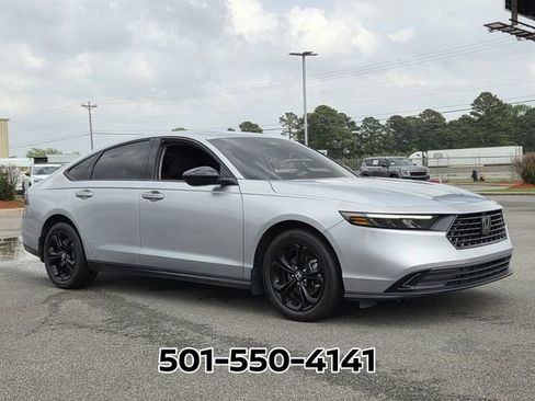 Used 2025 Honda Accord SE image 5