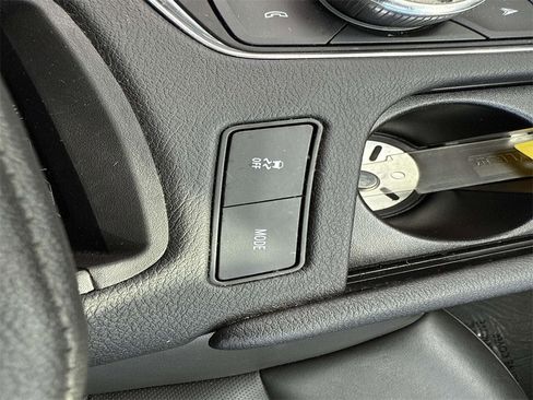 Used 2023 Cadillac XT5 Premium Luxury image 23