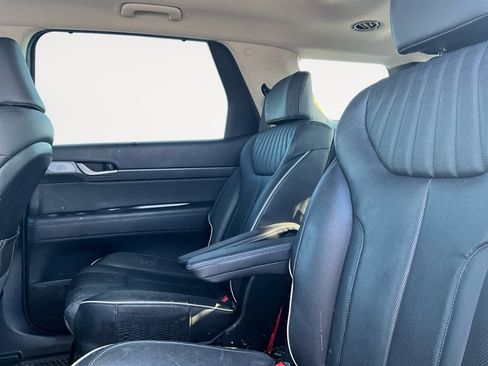 Used 2024 Hyundai Palisade Limited image 15