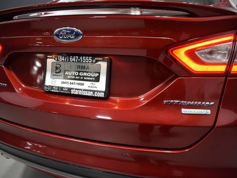 Used 2016 Ford Fusion Titanium FWD image 12