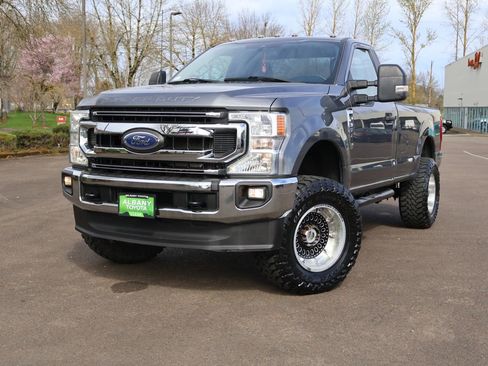 Used 2022 Ford F350 XLT w/ XLT Value Package image 1