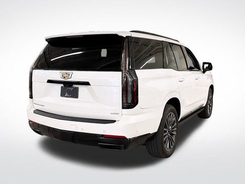 Used 2025 Cadillac Escalade Sport Platinum w/ LPO, Floor Liner Package AWD/4WD image 5