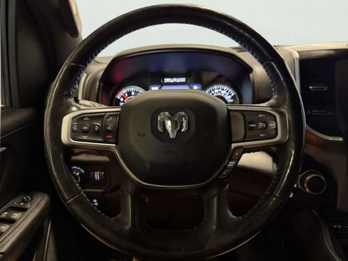 Used 2019 RAM 1500 Big Horn AWD/4WD image 39