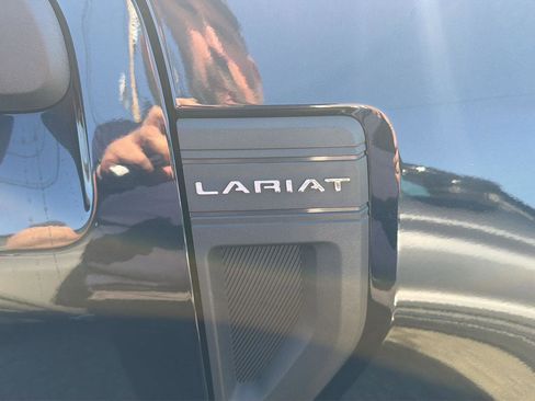 Used 2022 Ford Maverick Lariat w/ Lariat Luxury Package image 9