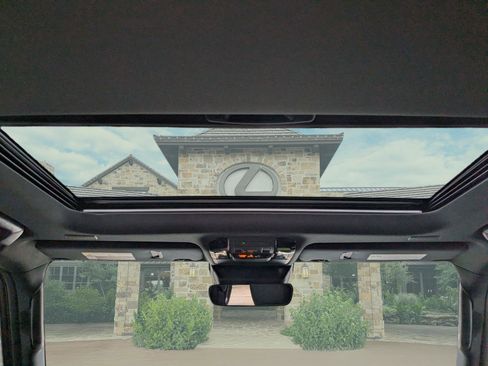 Certified 2024 Lexus GX 550 AWD/4WD image 19