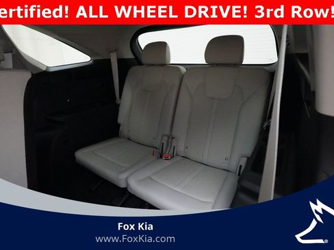 Certified 2024 Kia Sorento S w/ Panoramic Sunroof Package image 16