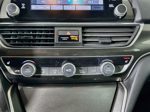 Used 2018 Honda Accord Sport image 23