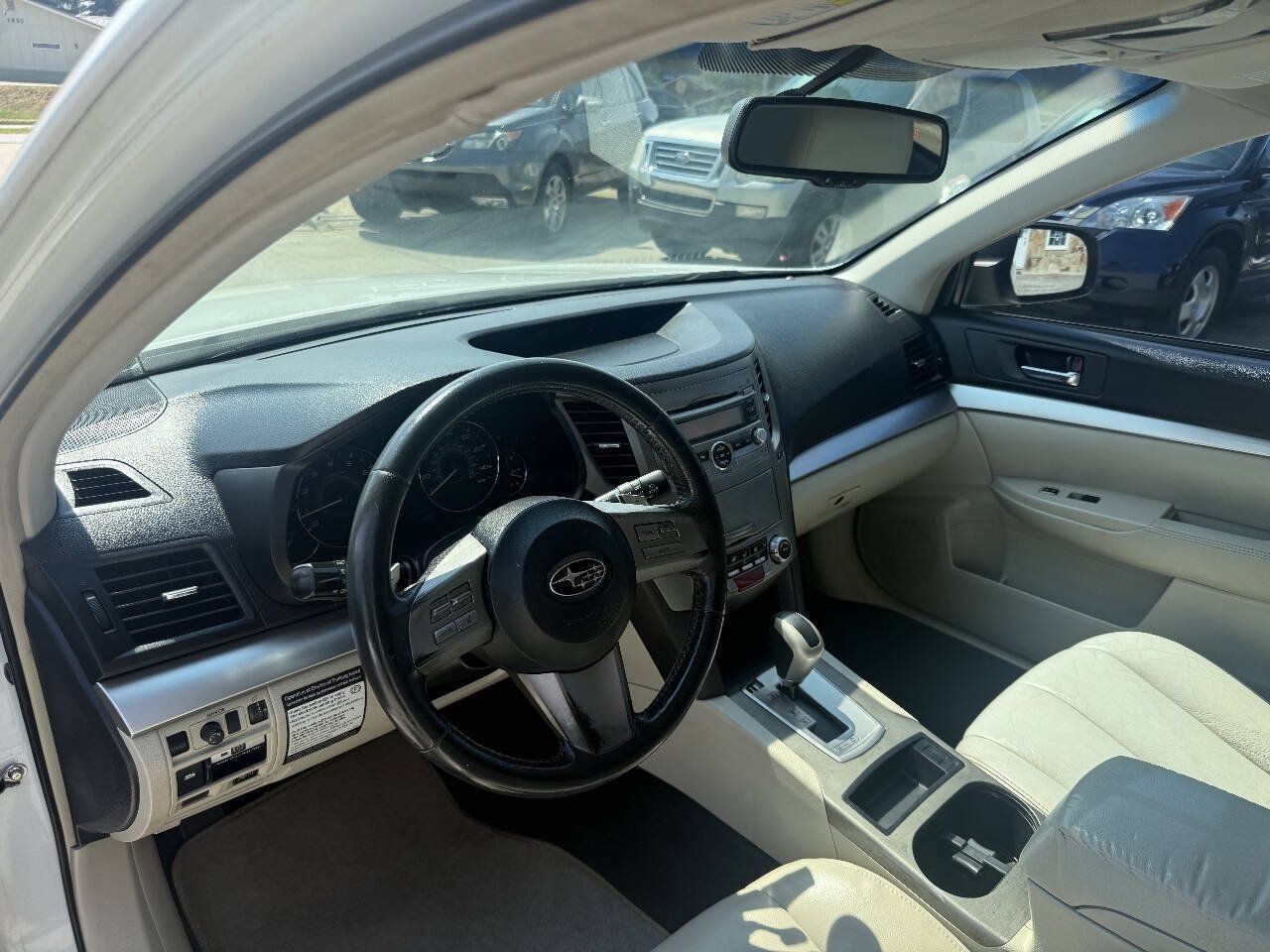 Used 2010 Subaru Outback 2.5i Premium w/ Popular Equipment Group 1A AWD/4WD image 15