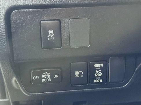 Used 2020 Toyota Tacoma TRD Sport RWD image 21
