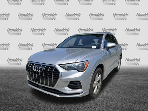 Used 2019 Audi Q3 2.0T Premium w/ Convenience Package AWD/4WD image 6