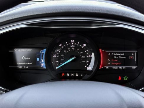 Used 2019 Ford Fusion SE FWD image 28