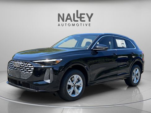 New 2025 Audi Q5 Premium image 1