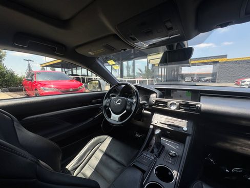 Used 2015 Lexus RC 350 w/ Luxury Package RWD image 22