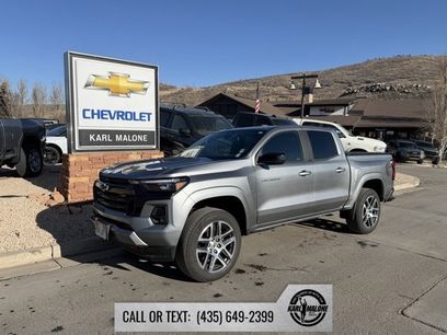Used 2023 Chevrolet Colorado Z71 w/ Z71 Convenience Package 2