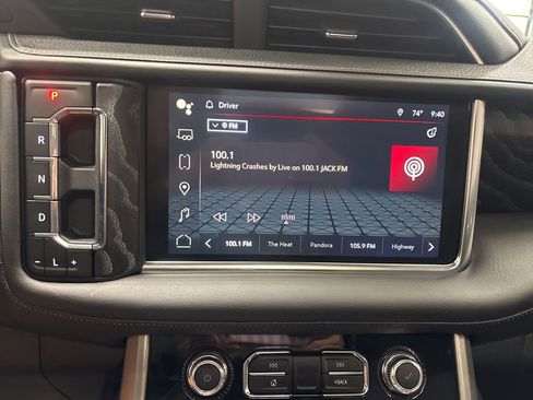 Used 2024 GMC Yukon XL Denali image 38