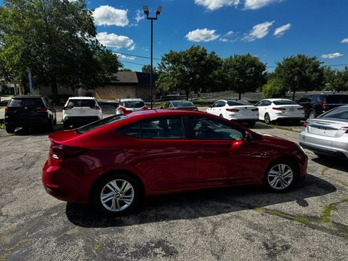 Used 2019 Hyundai Elantra SEL FWD image 5