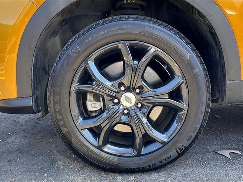 Used 2024 Dodge Hornet GT w/ GT Blacktop Package AWD/4WD image 8