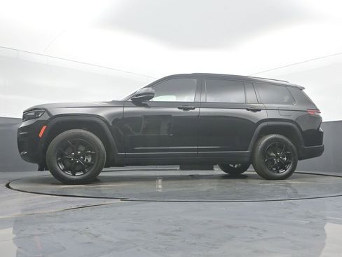 Used 2024 Jeep Grand Cherokee L Laredo AWD/4WD image 49