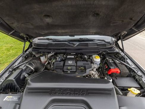 Used 2024 RAM 2500 Big Horn AWD/4WD image 20